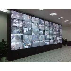 上海某物流中心46寸5.3mm5X9