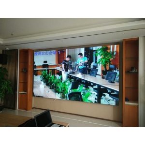 深圳市鹽田區(qū)某珠寶大廈會(huì)議室55寸3.5mm3X3