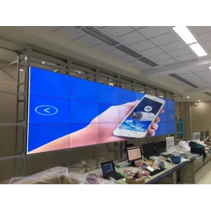 山東棗莊王晁熱電項(xiàng)目三星55寸3.5mm3×5落地支架安裝